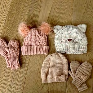 Baby Gap bundle of hat and mitten sets - age 2-4 yrs